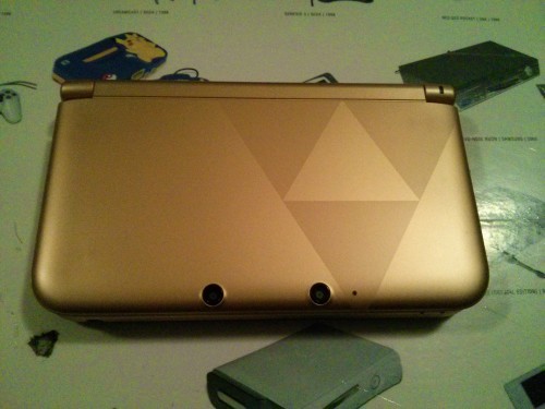 3DS von oben mit Triforce